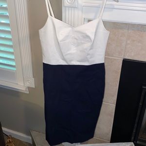 Brand new with tags banana republic size 6 navy and white color block dress